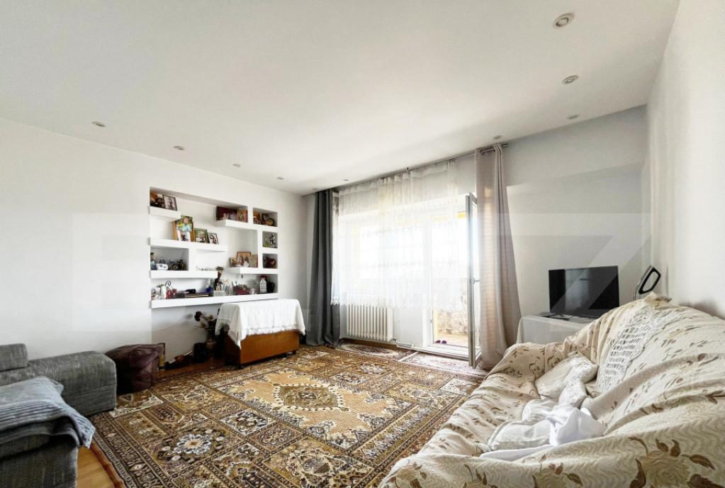 Apartament pe 3 etaje 150 mp terasa 40 mp panorama zona