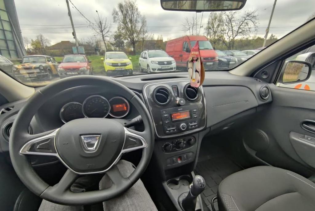 Dacia Logan 2019 - 18 476 km reali 7 200 eur