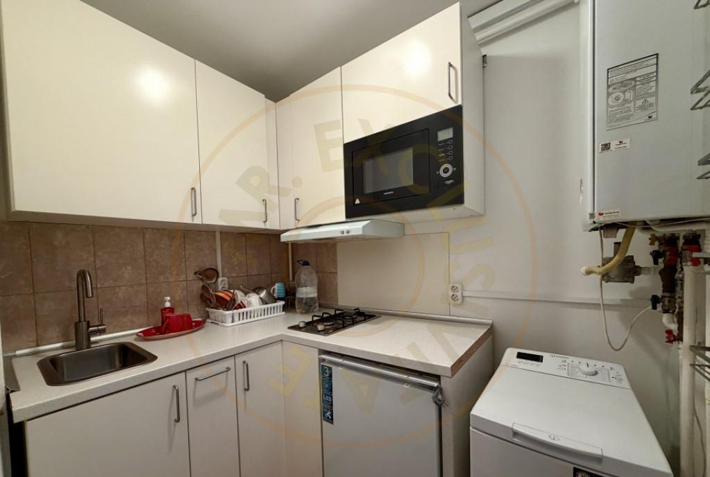 Garsoniera complet mobilata si utilata metrou Preciziei