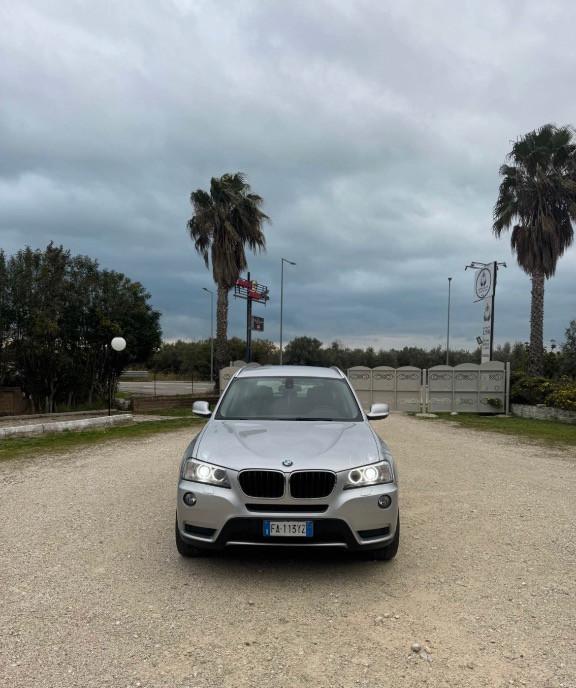 BMW X3 2012 2 0D 12 000 eur