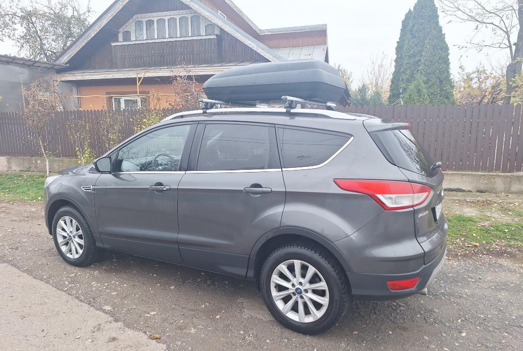 Ford Kuga 4x4 8 900 eur