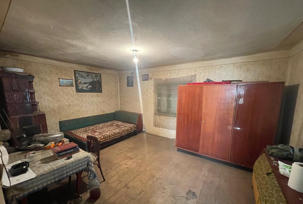 Casa com Orlesti sat Procopoaia Jud Valcea