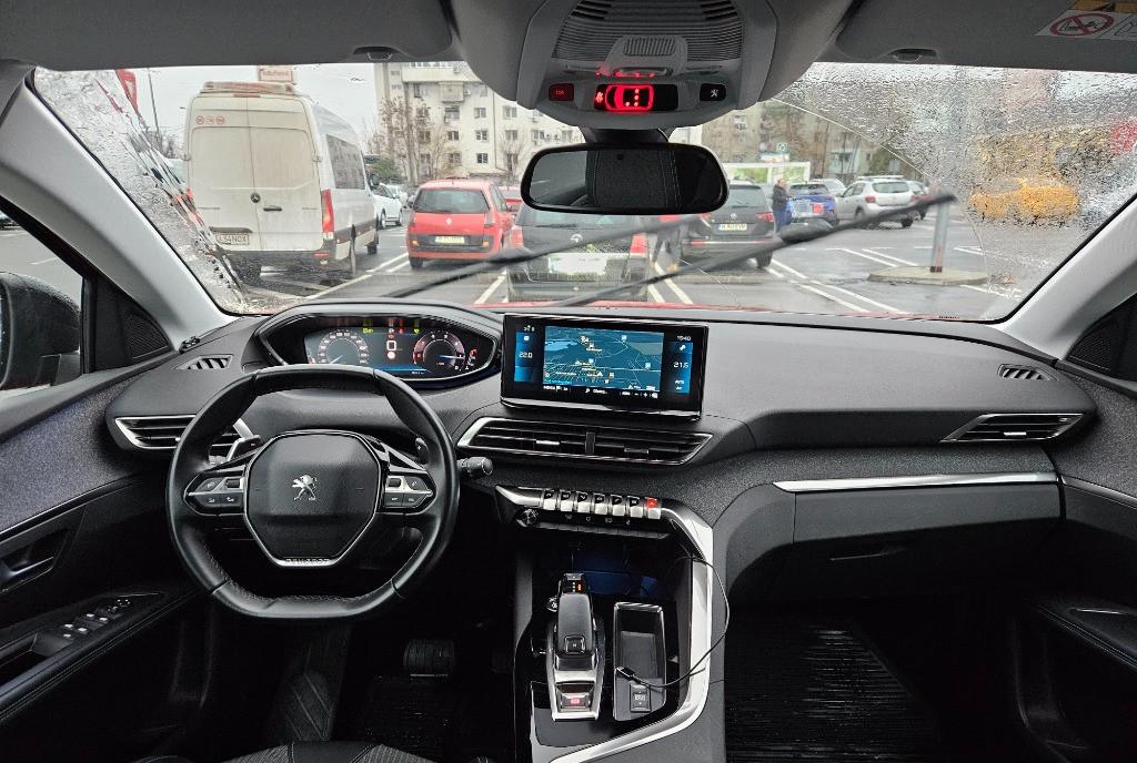 Peugeot 3008 1 5 - 2022 - 34 900 km - Allure Pack 21 000 eur