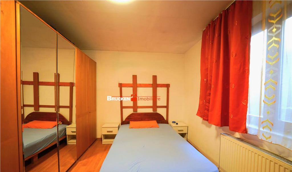 Proprietate adaptabila pentru familie extinsa Alesd