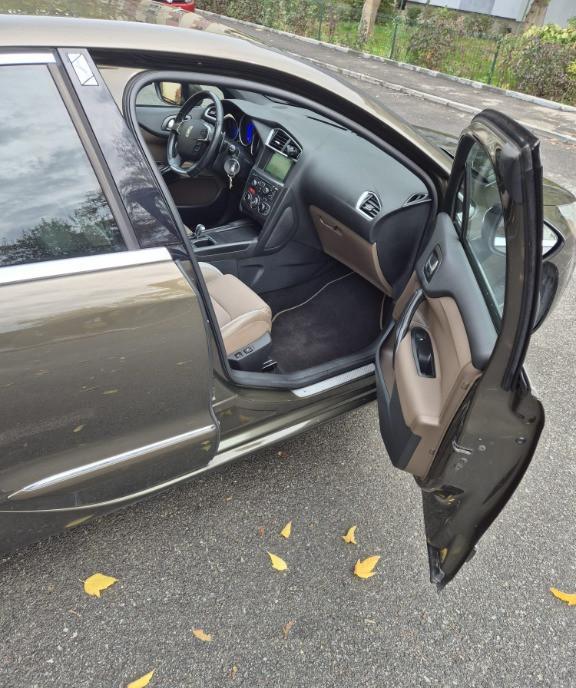 Citroen DS4 2012 4 900 eur