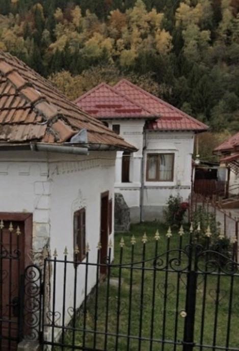 Casa Leresti Arges acces usor catre Campulung Muscel barajul Rausor