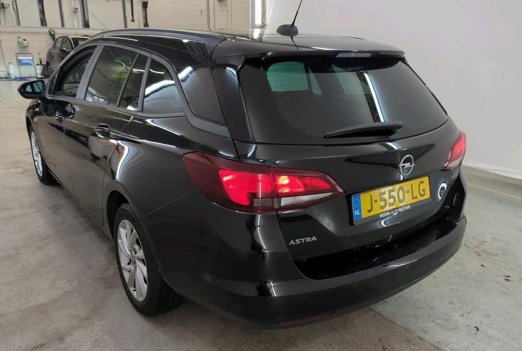 Opel Astra Sports Tourer 1 2 Business Manual 110 hp 7 500 eur