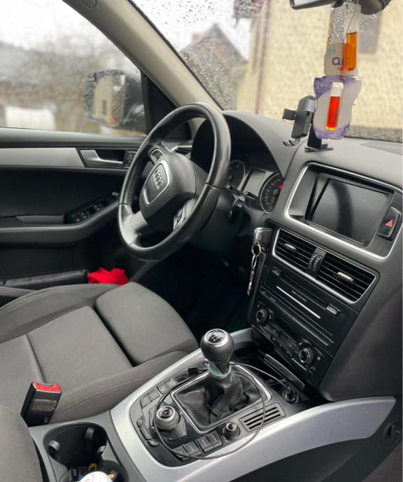 Audi Q5 Quattro 2010 9 800 lei