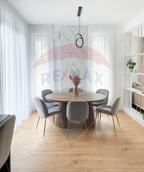 Casa / Vila de vanzare in Mogosoaia magazin autobuz