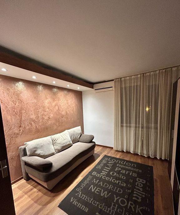 Garsoniera Nicolae Grigorescu etaj 1 Metrou Titan