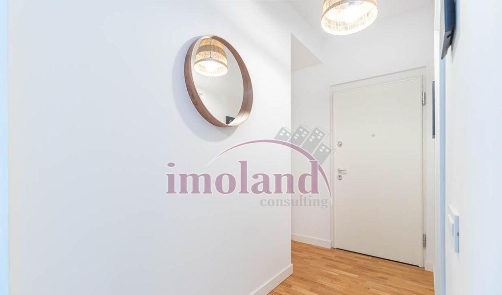 Inchiriere studio mobilat utilat loc de parcare Ava