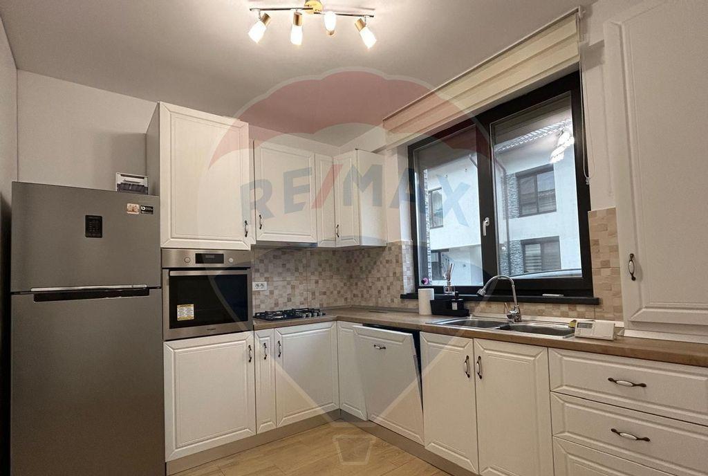 Inchiriere Vila 3 camere Centrala Metrou Straulesti