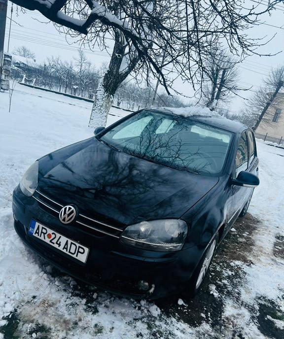 Golf V 1 6 benzina 3 600 eur