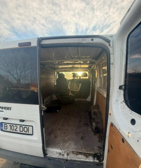 Ford tranzit an 2010 km 290000 reali 3 200 eur