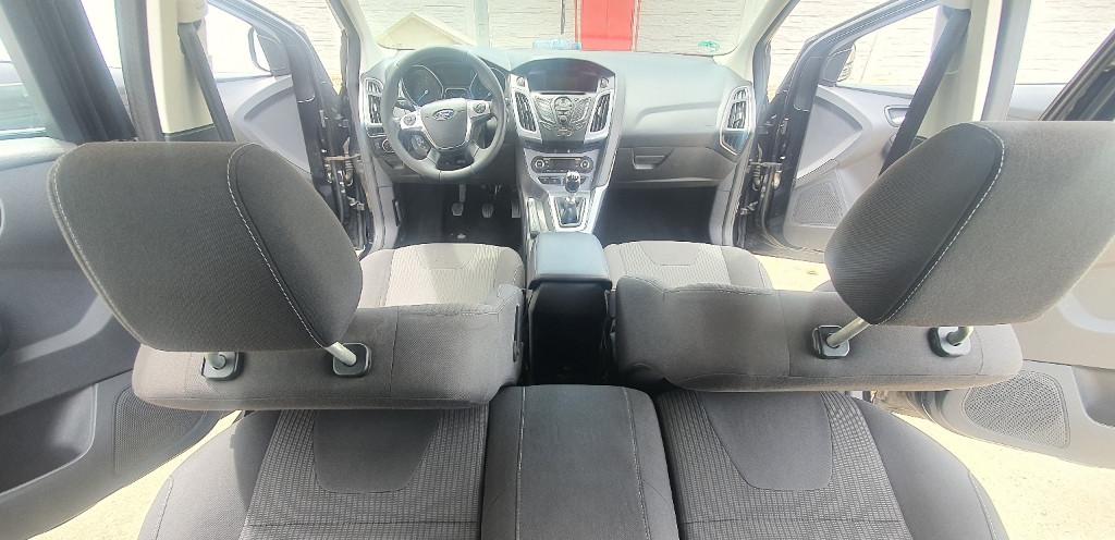 Ford focus mk3 1 6tdci 2012 3 300 eur