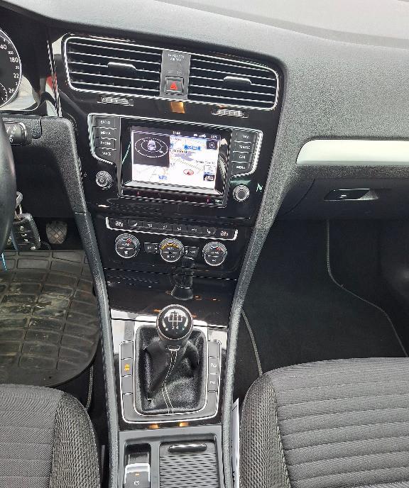 Vw Golf 7 CUP Edition 2014 1 6tdi 243000km navi clima etc 6 450 eur