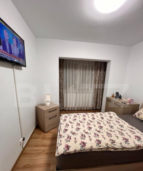 Apartament 4 camere mobilat si utilat zona buna