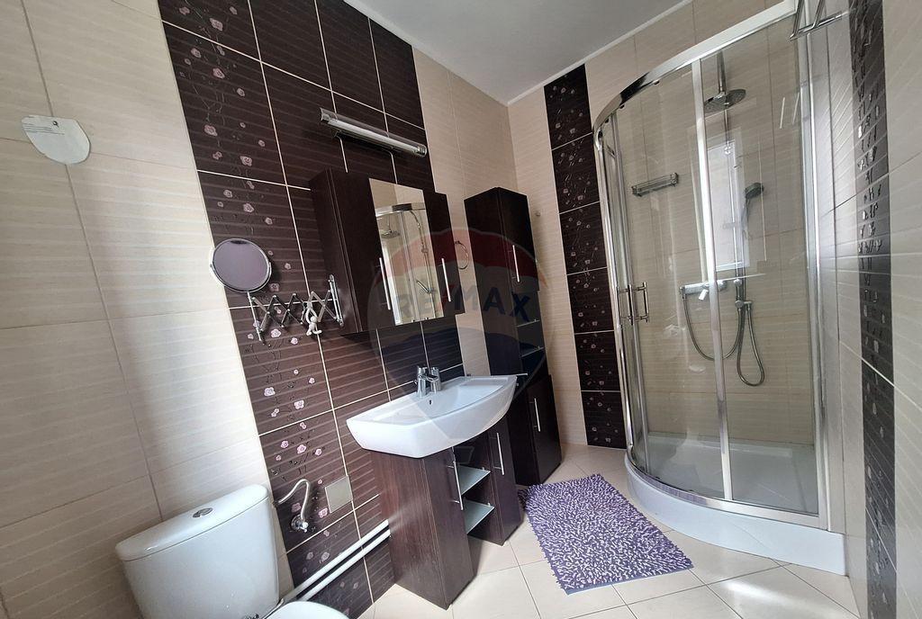 Apartament 4 camere pet friendly cu parcare si curte