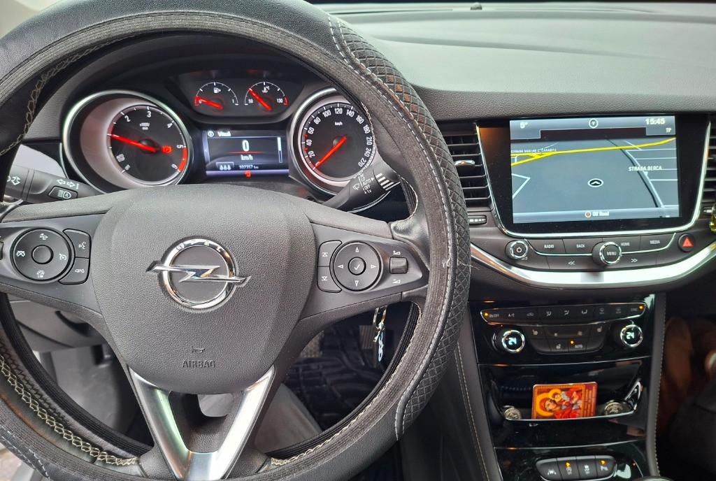 Opel Astra K autoturism 13 000 eur