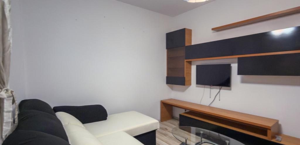 Apartament 3 camere in proximitatea zonei de magazine La strada