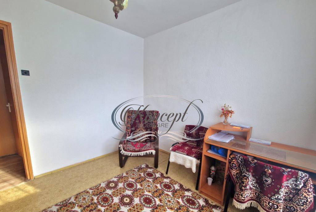 Apartament decomandat luminos in Manastur zona La Terenuri