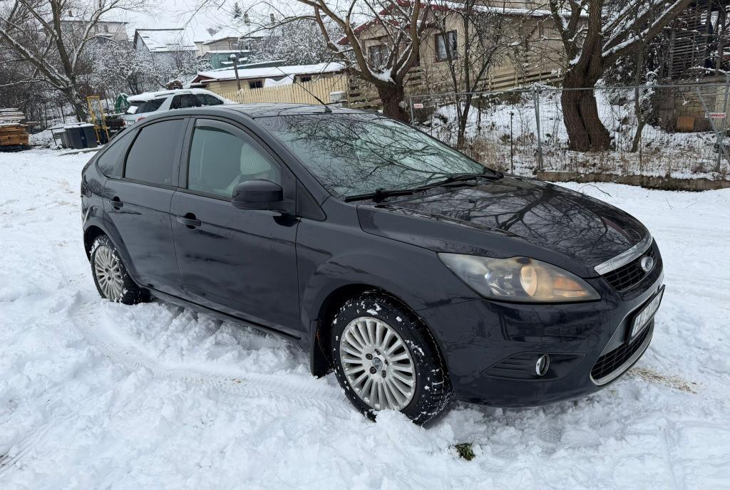 Ford focus editia titanium 2 200 eur