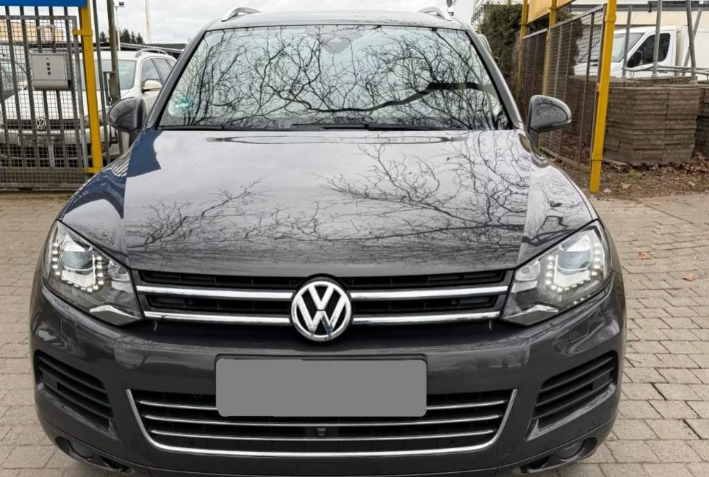Volkswagen Touareg 2011 240 CP 3 0 TDI V6 7 250 eur
