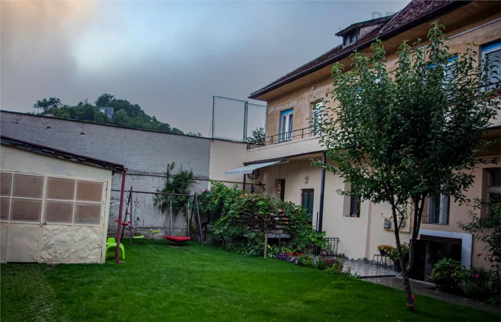 Garsoniera de 28 mp in Brasov zona Faget