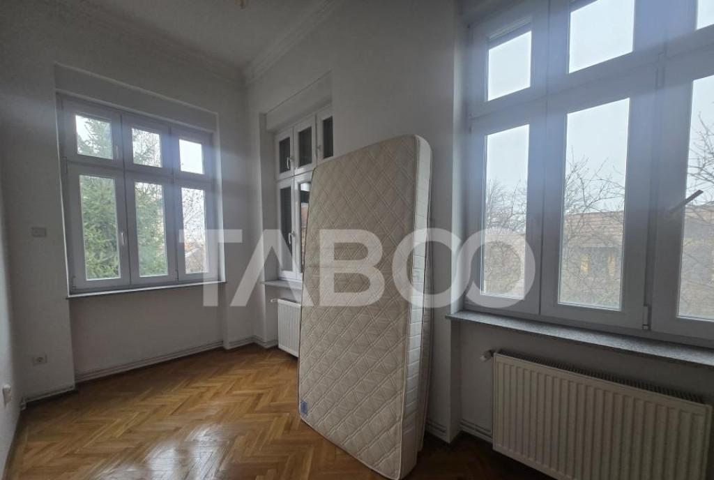 Exclusivitate Apartament la vila de vanzare 3 camere 62 mp N