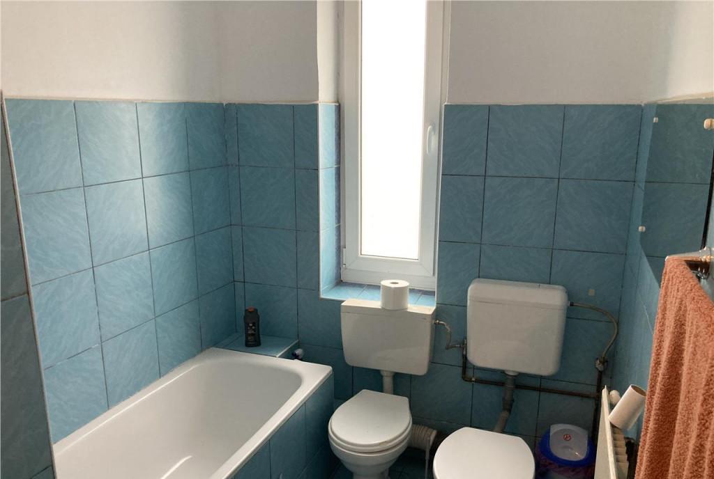 Casa 3 camere recomandata centru servicii cabinet birouri