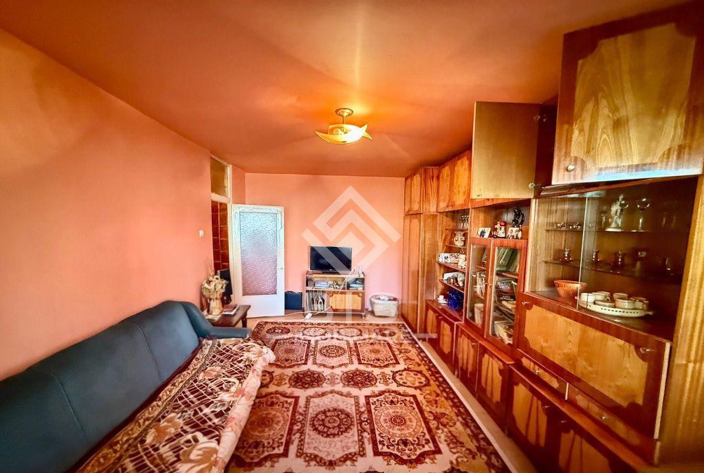 Apartament 3 camere decomandat - 72 mp - Zona Indepen