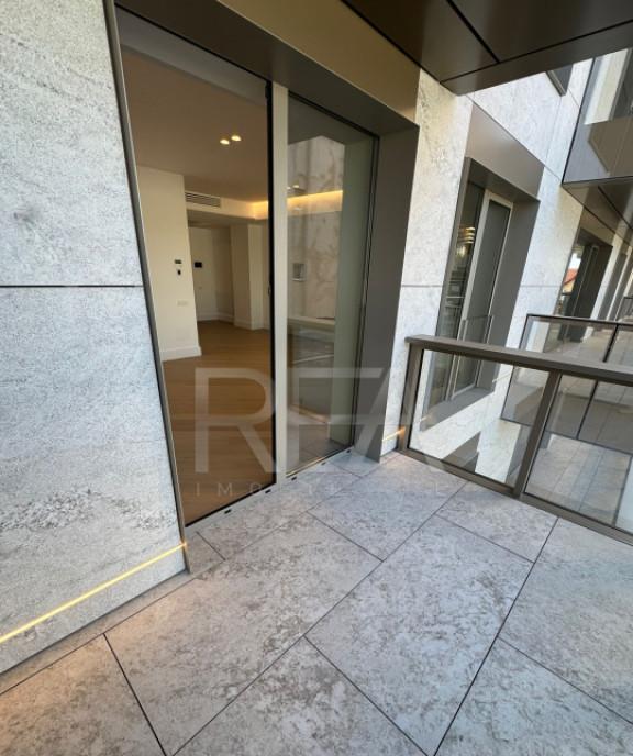 Apartament 3 Camere Cortina 126 Finisat Decomandat E