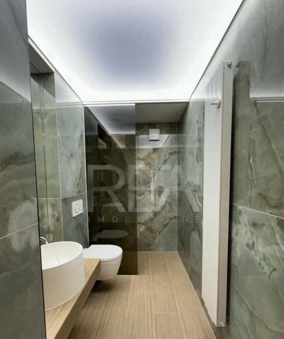 Apartament 3 Camere Cortina 126 Finisat Decomandat E