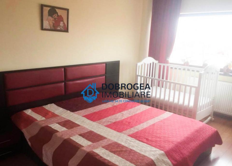 Str Victoriei 3 camere 2 bai centrala termica