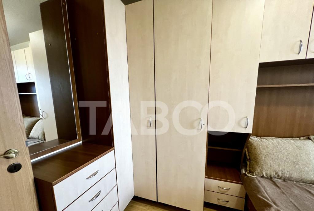 Apartament complet mobilat 2 camere de vanzare pe Semaforulu