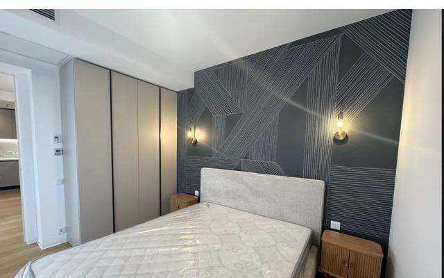 Studio dublu de vanzare in One Lake Club2