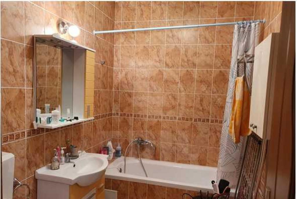 Apartament 2 camere de inchiriat - Floresti zona Stejarului Parcare