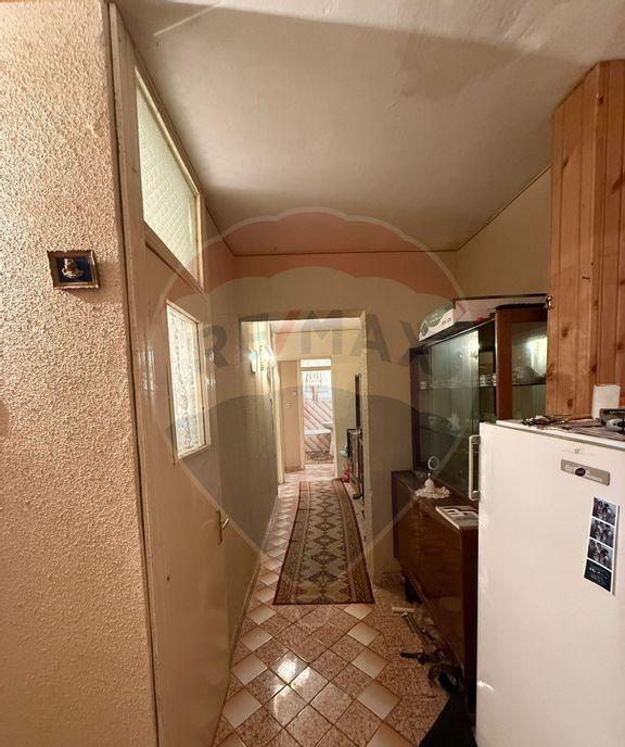 Apartament cu 3 camere de vanzare in zona Central