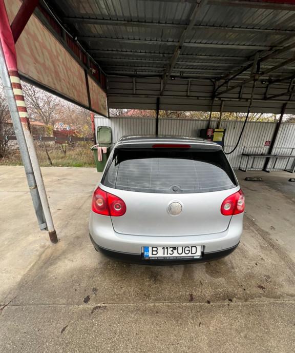 Golf 5 1 4 benzina 2 100 eur