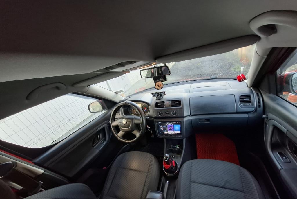 Skoda Roomster 1 2 TSI 2 600 eur