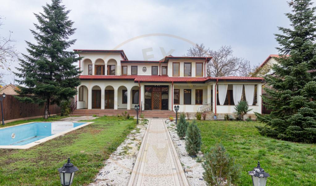 Casa impresionanta Curte generoasa si Piscina Otopeni