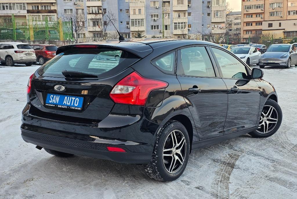 Ford Focus 2011 1 6 TDCi 115 CP euro 5 / RATE fara avans 3 990 eur