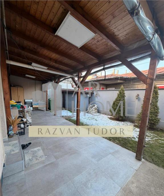 Casa 5 camere renovata 2020 cu garaj Ploiesti central