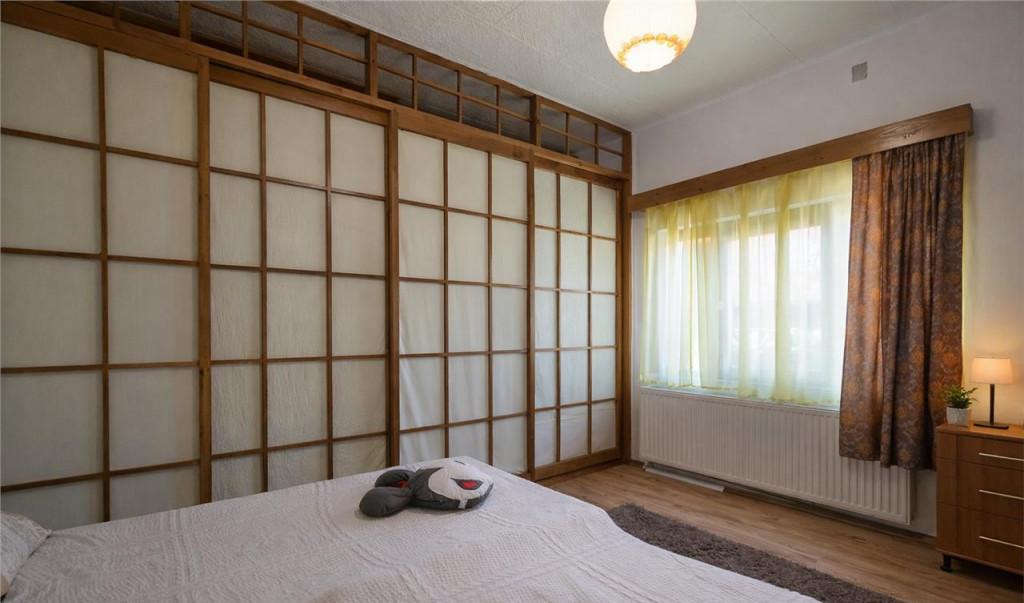 Film Casa primitoare in centrul orasului Targu Secuiesc