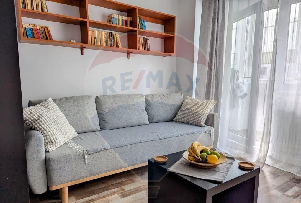 Vanzare Studio cochet spatios decomandat mobilat utilat