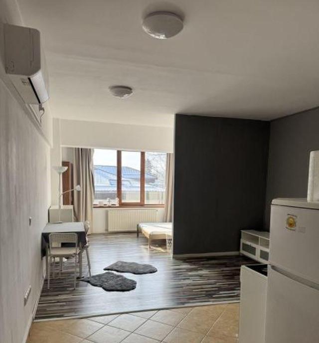 Eroii revolutiei pieptanari bloc nou