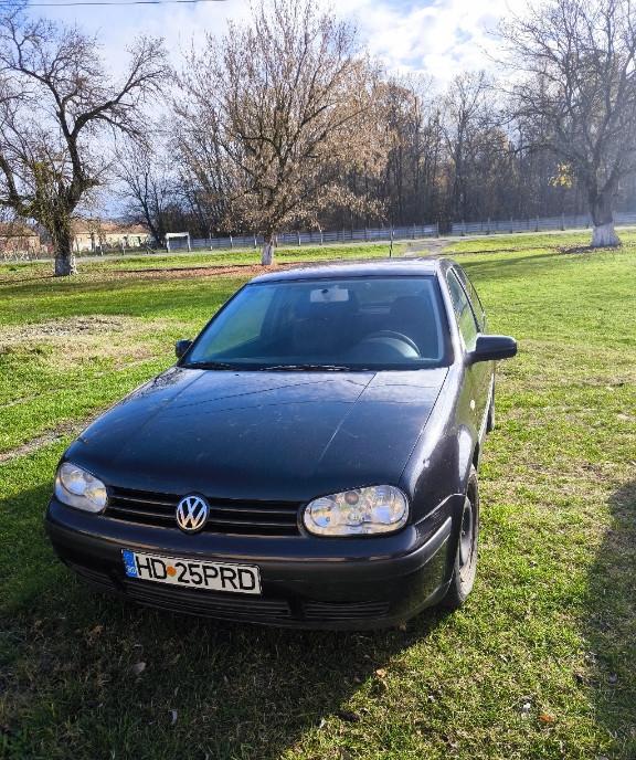 Golf 4 functional 650 eur