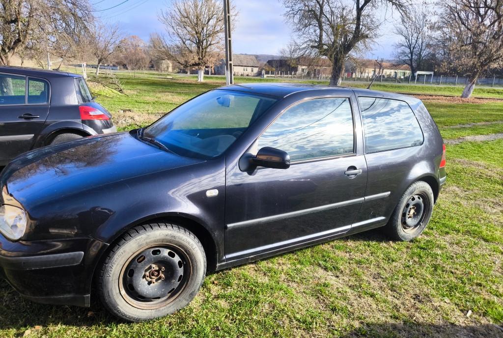 Golf 4 functional 650 eur
