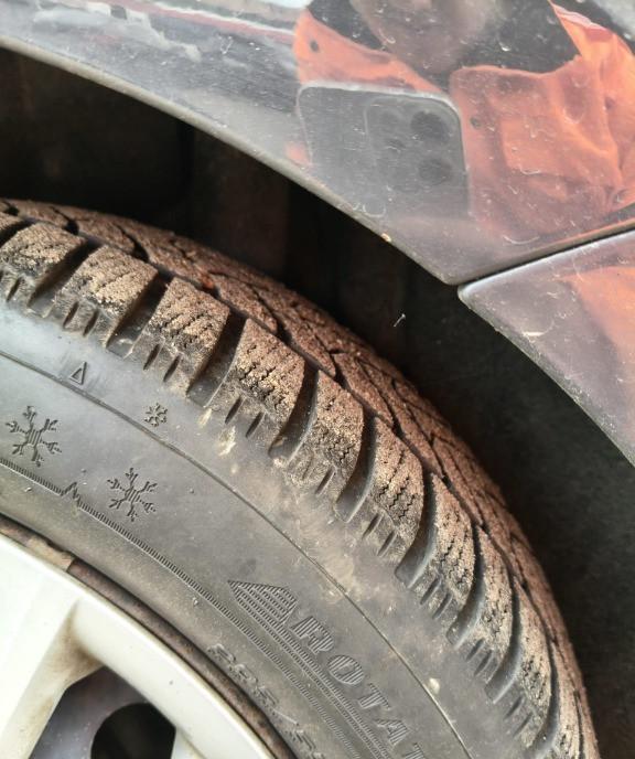 Volkswagwn Golf 7 HIGHLINE WEBASTO 2 0 150 HP 8 200 eur