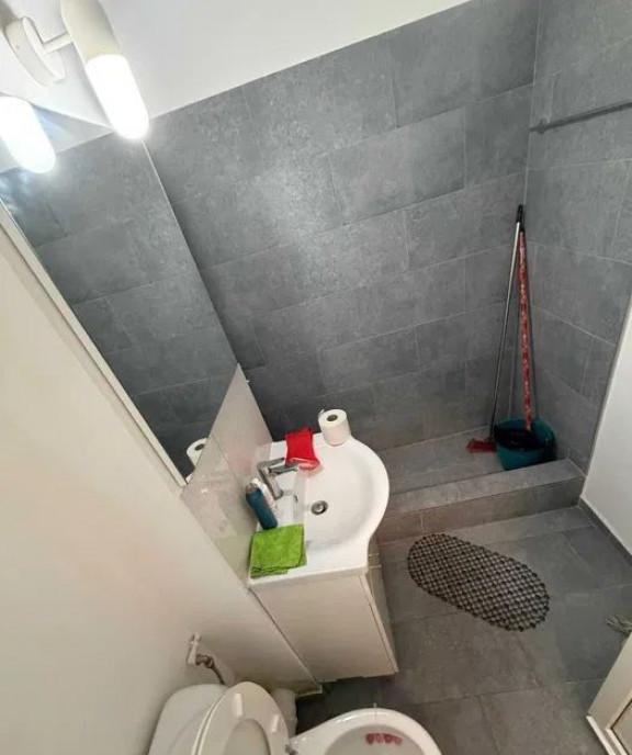 Garsoniera de vanzare 31 mp Colentina Plumbuita